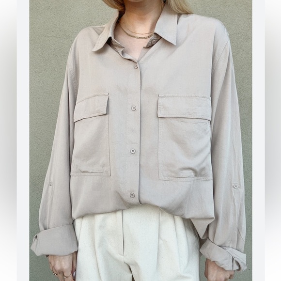 Neutral Ground Bay Button Down - Picture 1 of 4